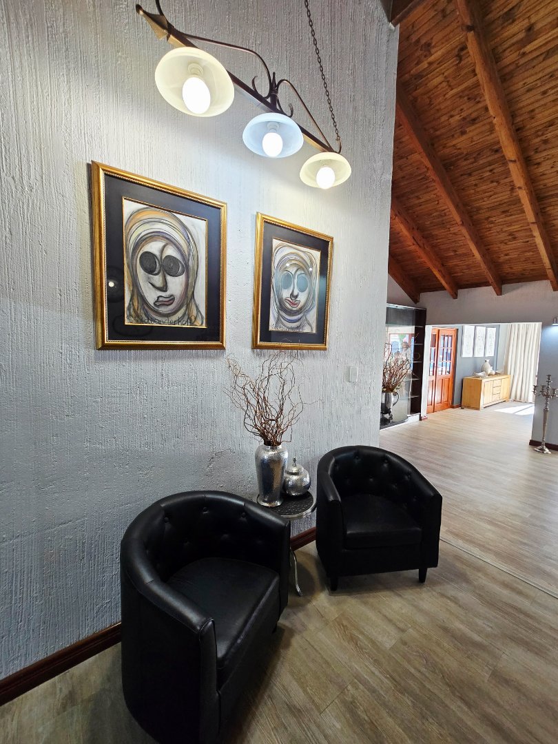 4 Bedroom Property for Sale in Flamwood North West
